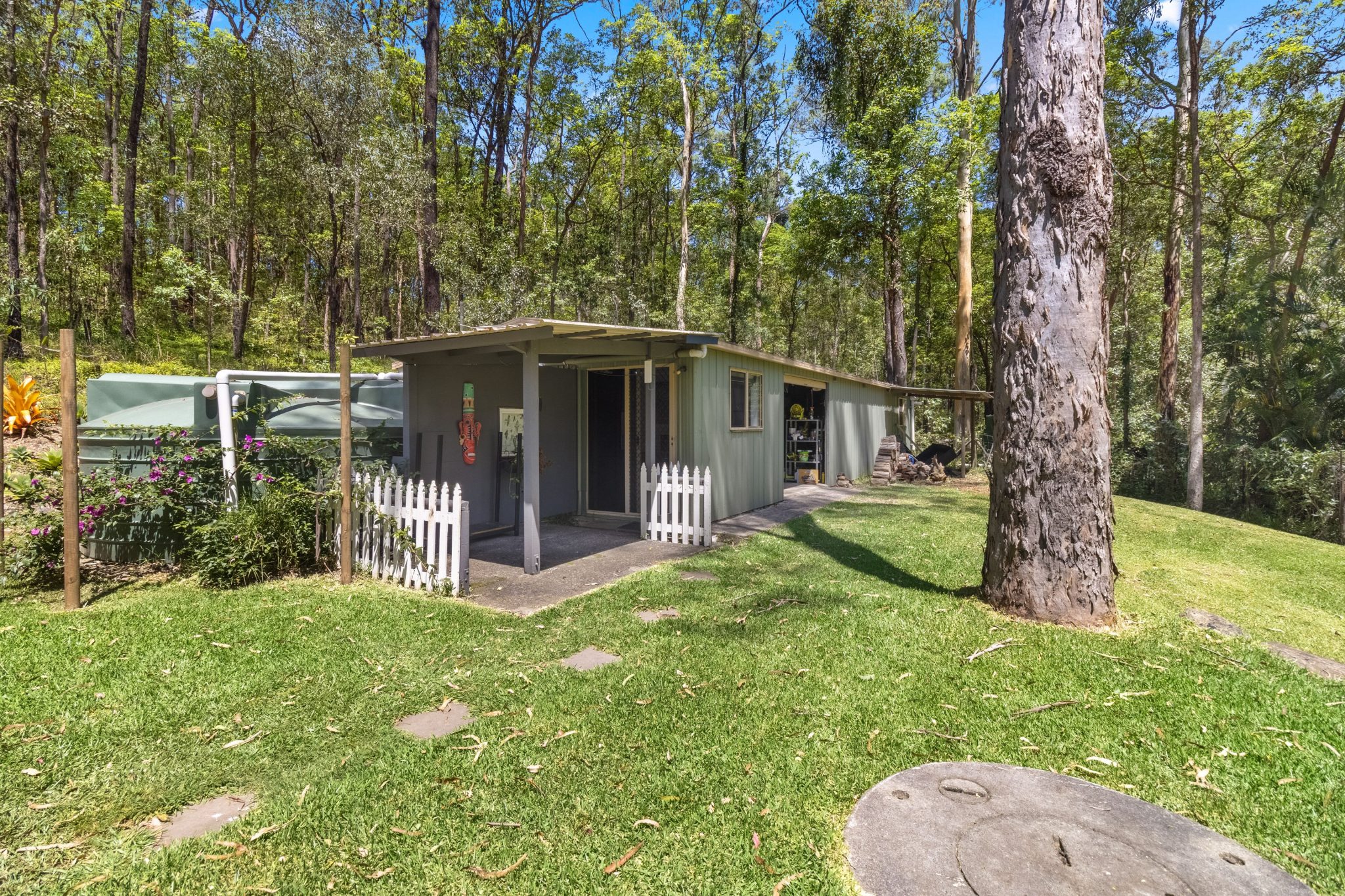 2106 Old Gympie Road, Glass House Mountains, QLD 4518 AUSTRALIA