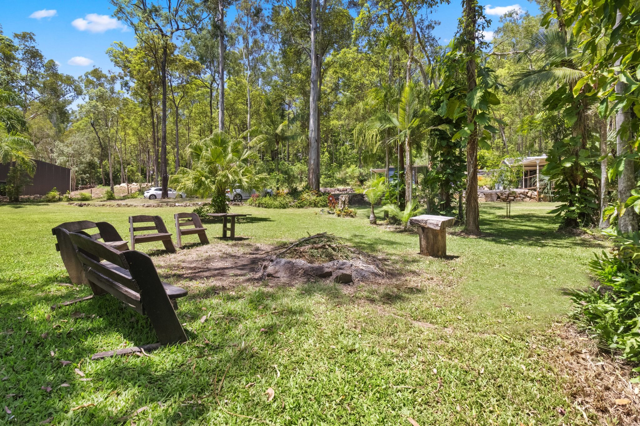 2106 Old Gympie Road, Glass House Mountains, QLD 4518 AUSTRALIA